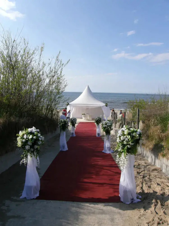 HolidayHomePL Aparthotel z balkonem przy plaży