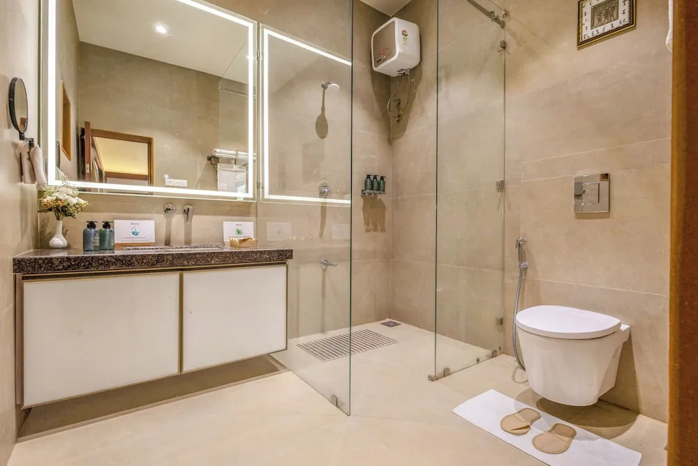 ELIVAAS Lush Villa 6BHK Pet-Friendly