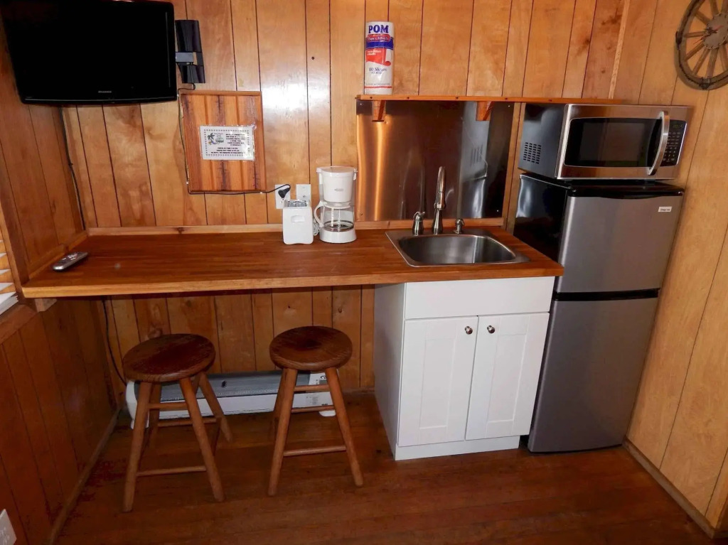 Road Runner Travel Resort