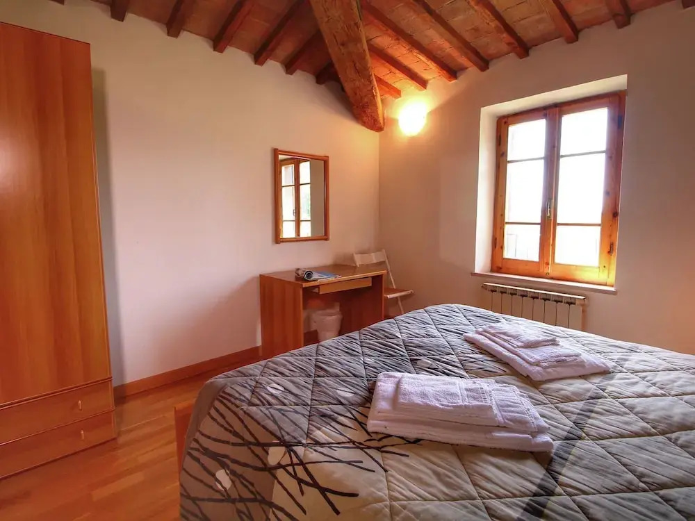Spacious Apartment for six People in the old Farmhouse From the 17th Century