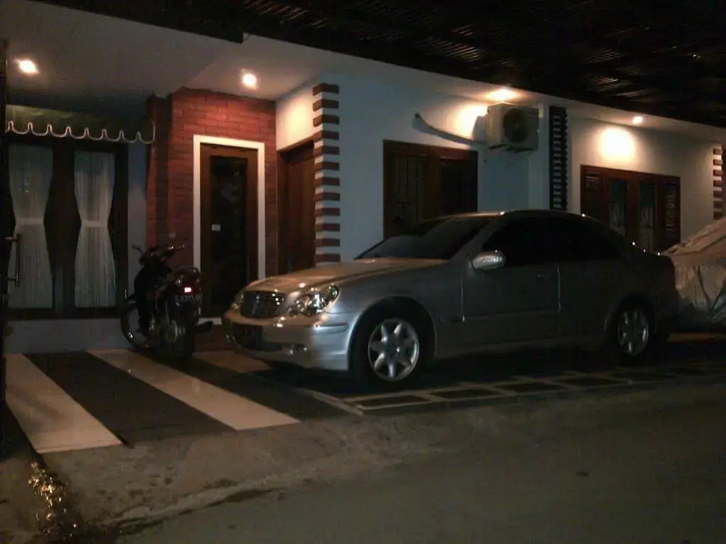 Rumah Kos Tebet Barat House