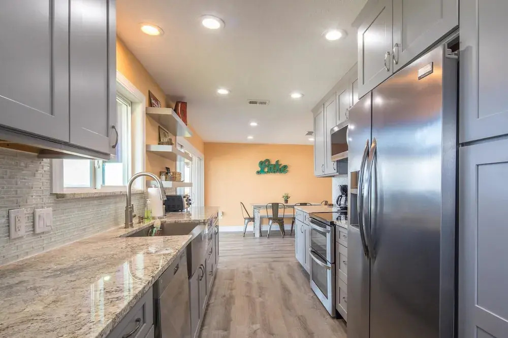 LEDGEROCK POINTE - 3 Br Home
