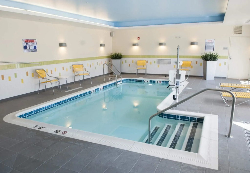 Fairfield Inn & Suites Springfield Northampton/Amherst