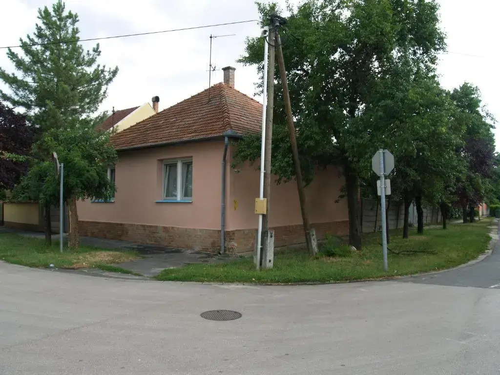 Liliom Apartman