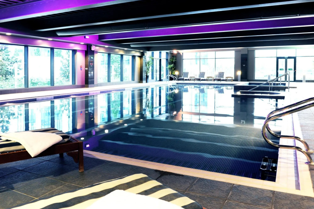Village Hotel Leeds South