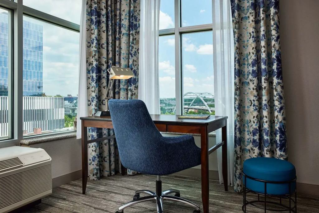 Hilton Garden Inn Nashville Downtown Convention Center
