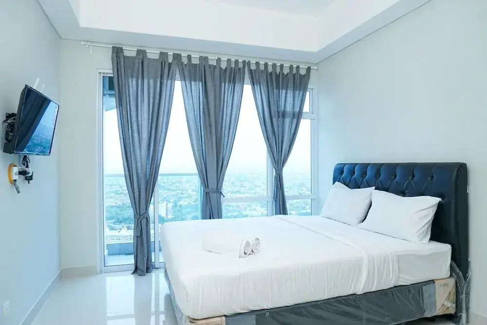 Minimalist Studio Apartment at Puri Mansion