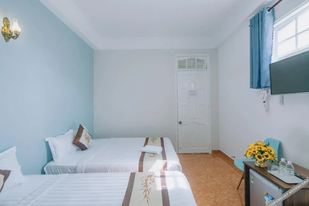 Khai Hoang Hotel