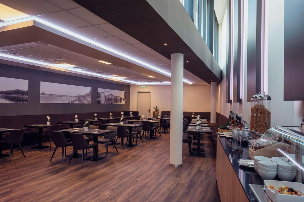 PLAZA Premium Den Haag City Center