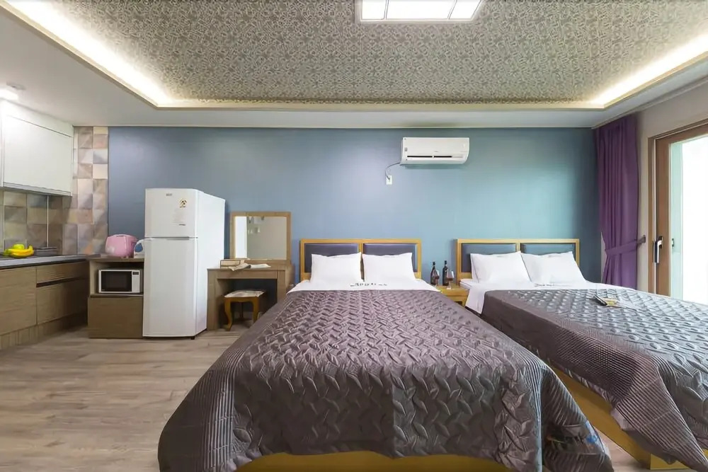 Yeosu Haetteurak Pension
