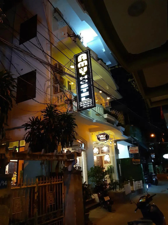 Amy Hostel Hue