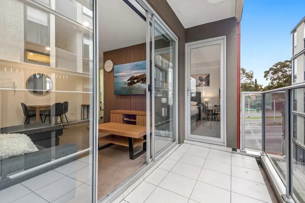 Cosy 1-bed With Balcony in Trendy St Kilda