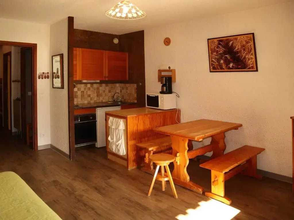 Appartement Les Orres, 1 pièce, 6 personnes - FR-1-322-133