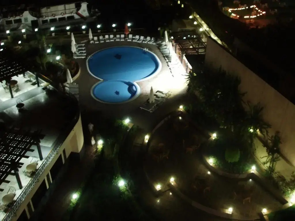 Lotus Luxor Hotel