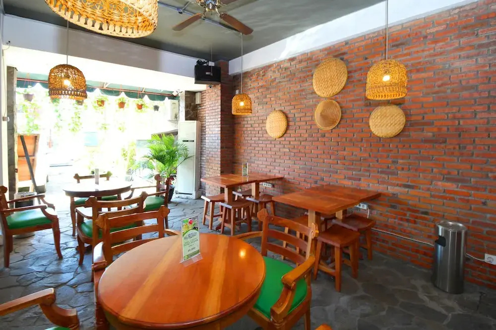 Airy Raya Rungkut Juanda Surabaya