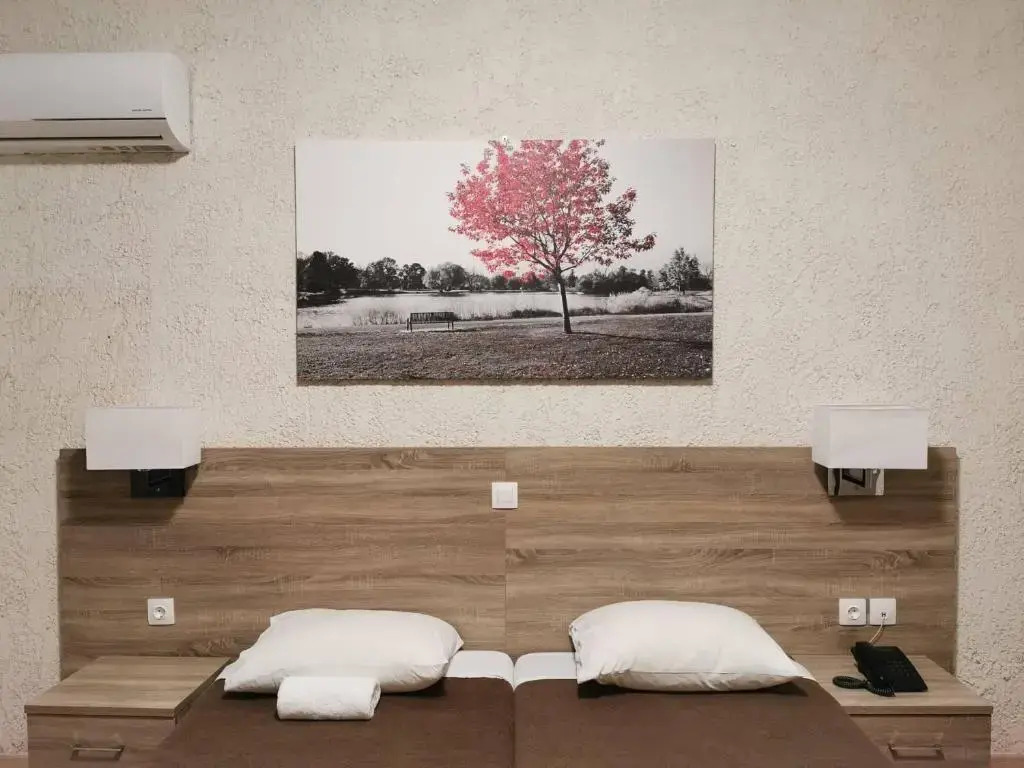 Paradise Hotel