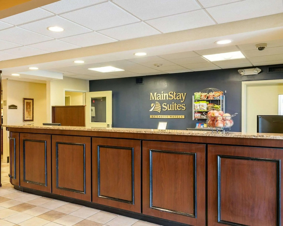 Mainstay Suites Dover