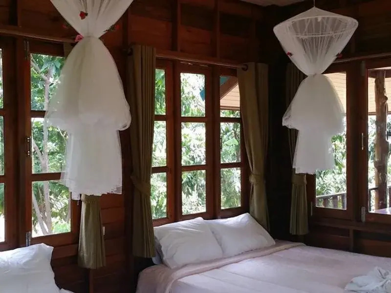 Koh Phaluay Eco Resort