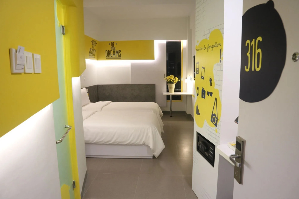 YELLO Hotel Manggarai Jakarta