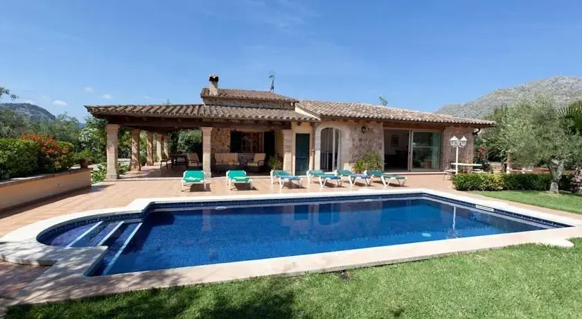 Villa Estades Petit