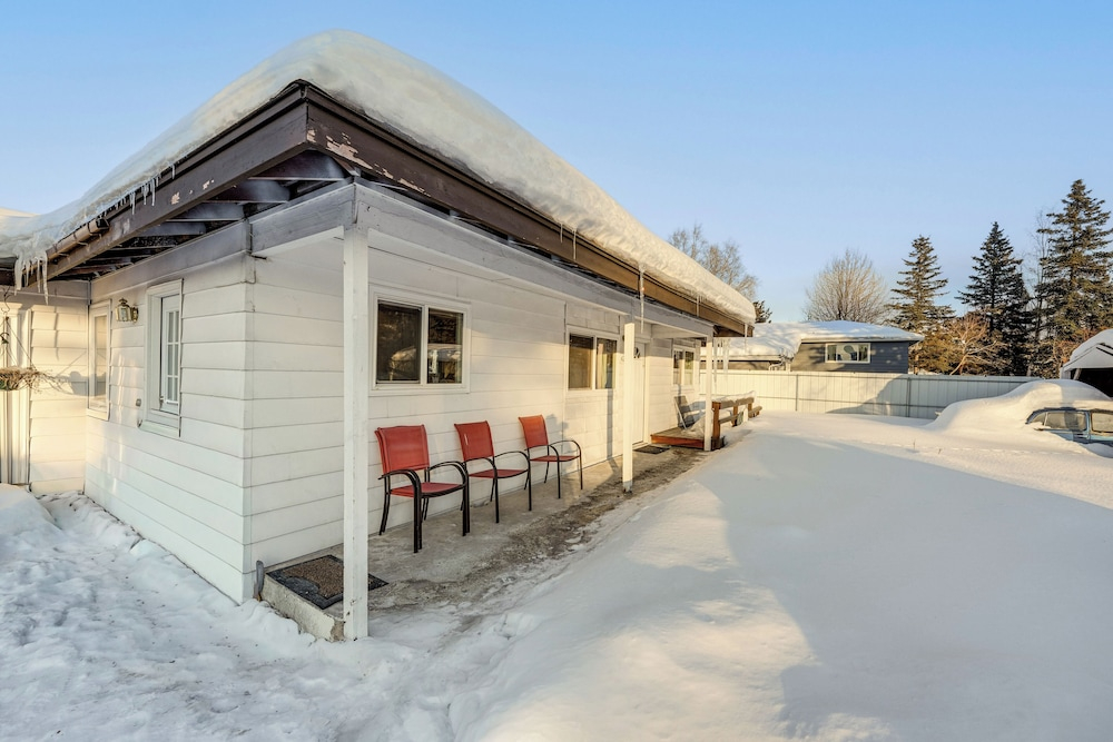 Walkable Adventure Base in Midtown Anchorage