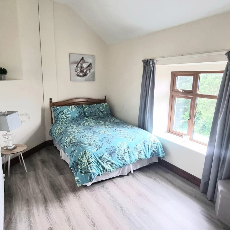 Ardaravan Townhouse, Buncrana by Wild Atlantic Wanderer