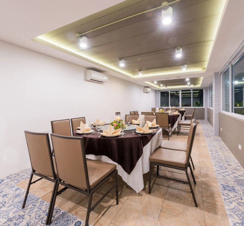 Rimnaam Klangchan Hotel - SHA Plus