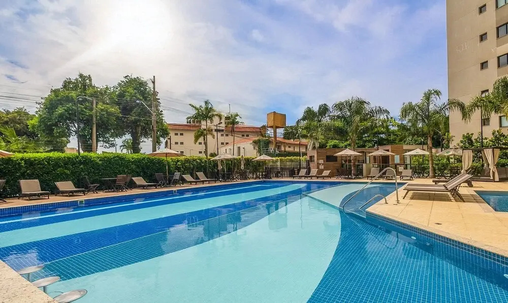 Modern apt With Pool Near the Beach Avr0203