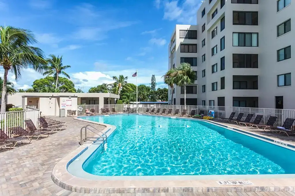 Sandarac B610, 2 Bedrooms, Pool Access, Beach Front, Sleeps 4