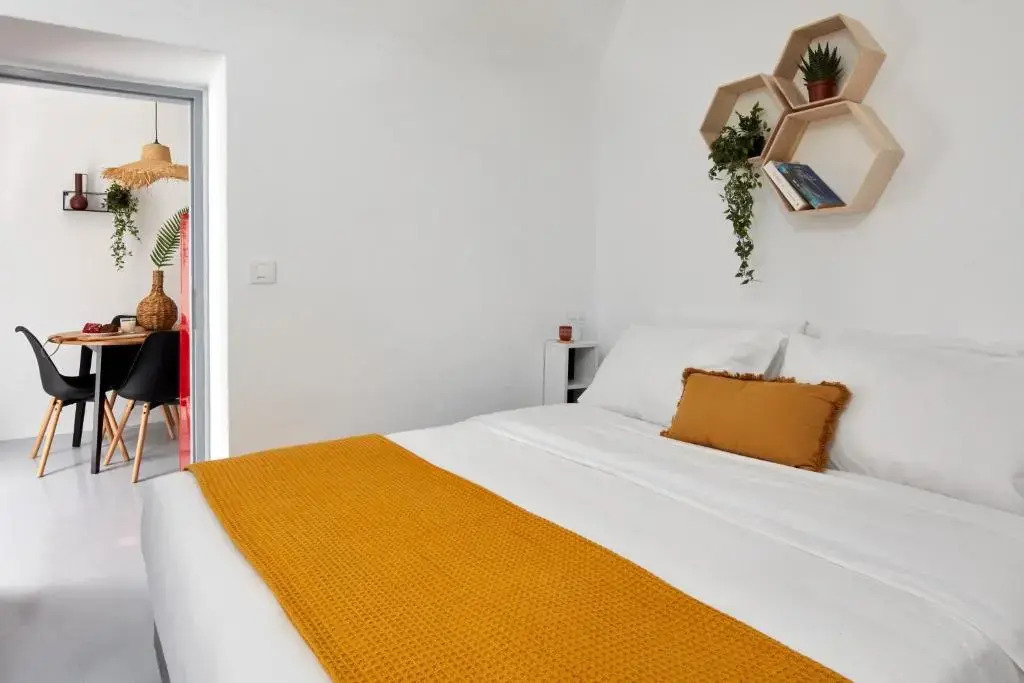 Lamina Guest House Perissa