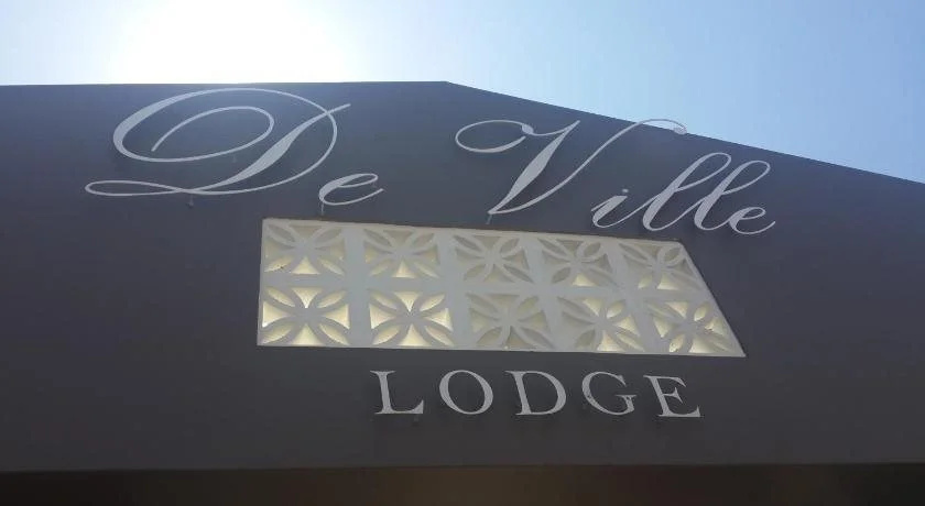 De Ville Lodge