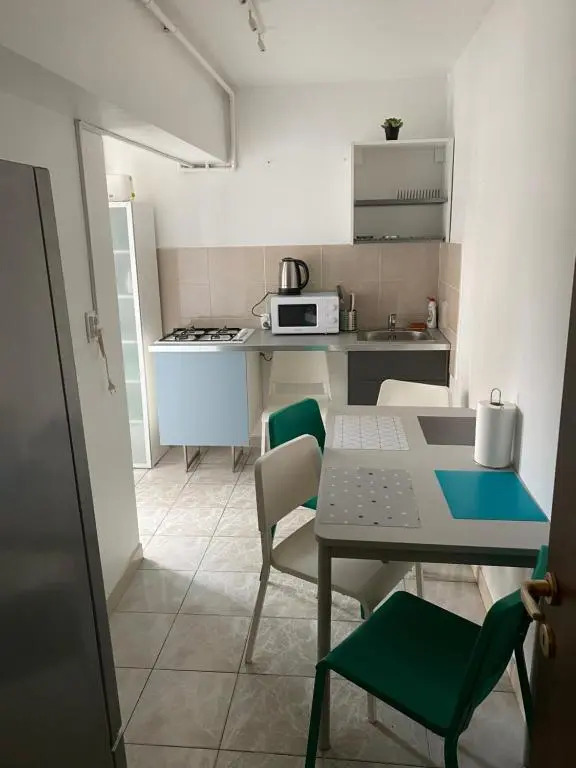 green Apartment 96