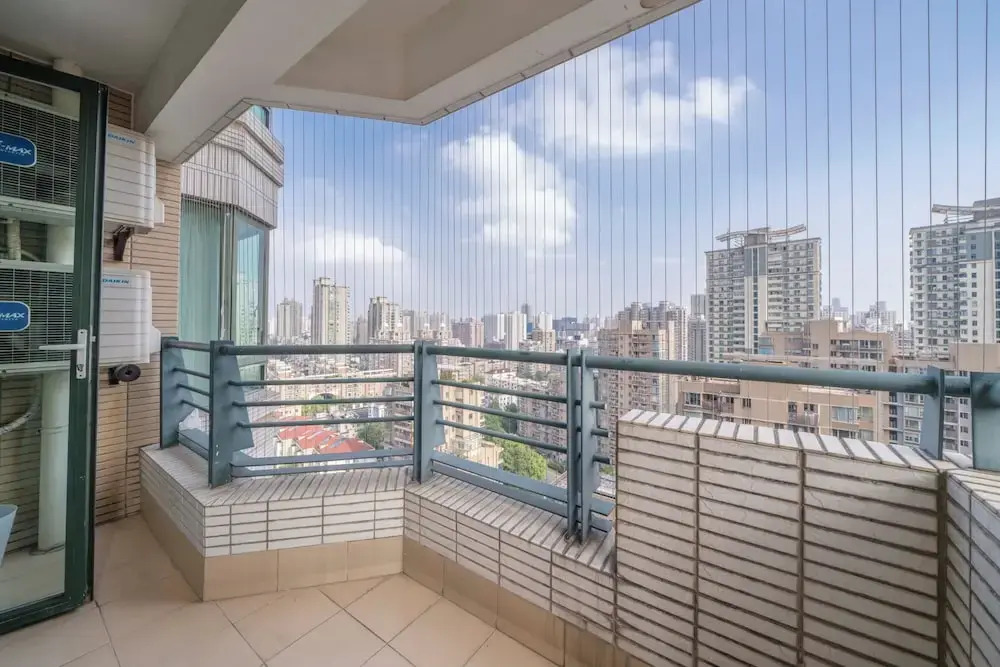 Shanghai Tyms residence near Xujiahui Metro