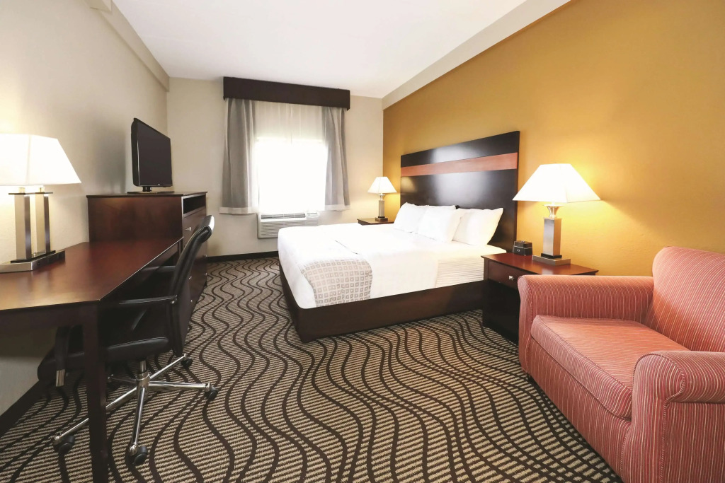 La Quinta Inn by Wyndham Sandusky near Cedar Point