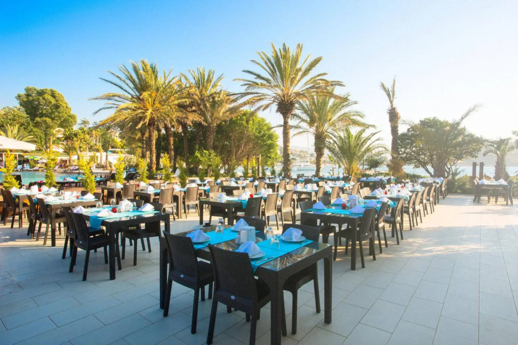 Mare Suites