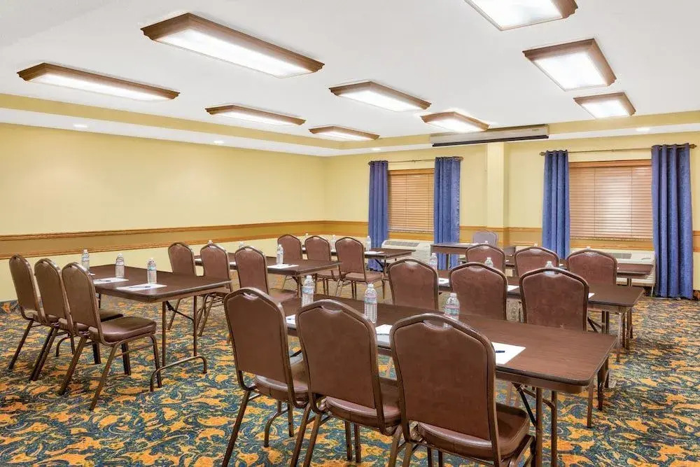 AmericInn by Wyndham Vidalia