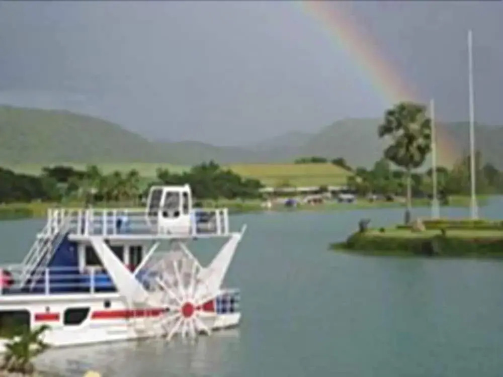 Blue Sapphire Golf & Resort