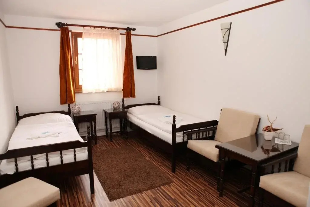 Motel M