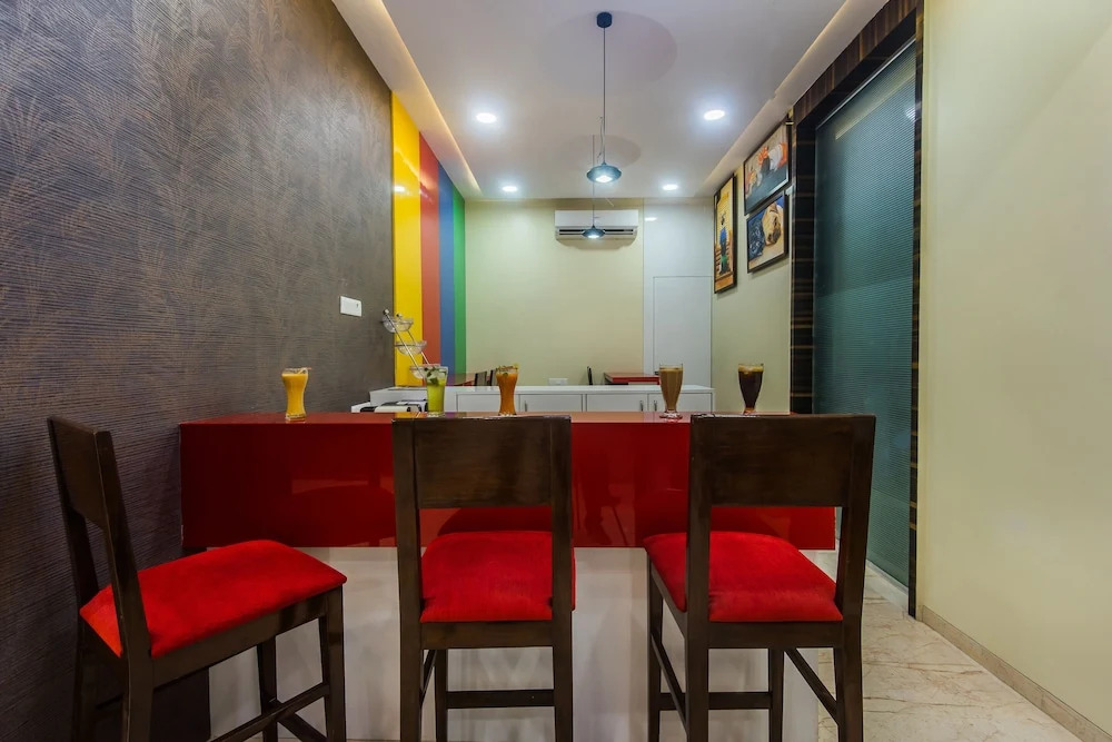 OYO 9996 Hotel Arton Suites