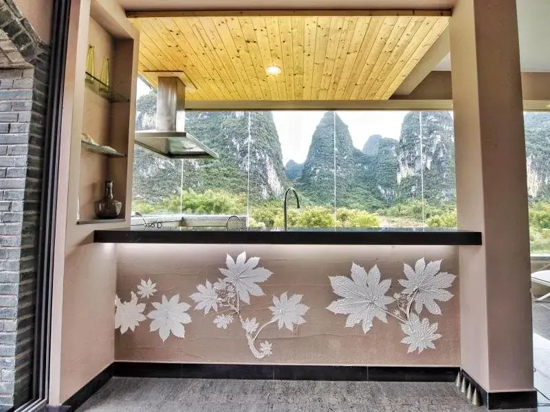 Yangshuo Yulong River Gauche Hotel