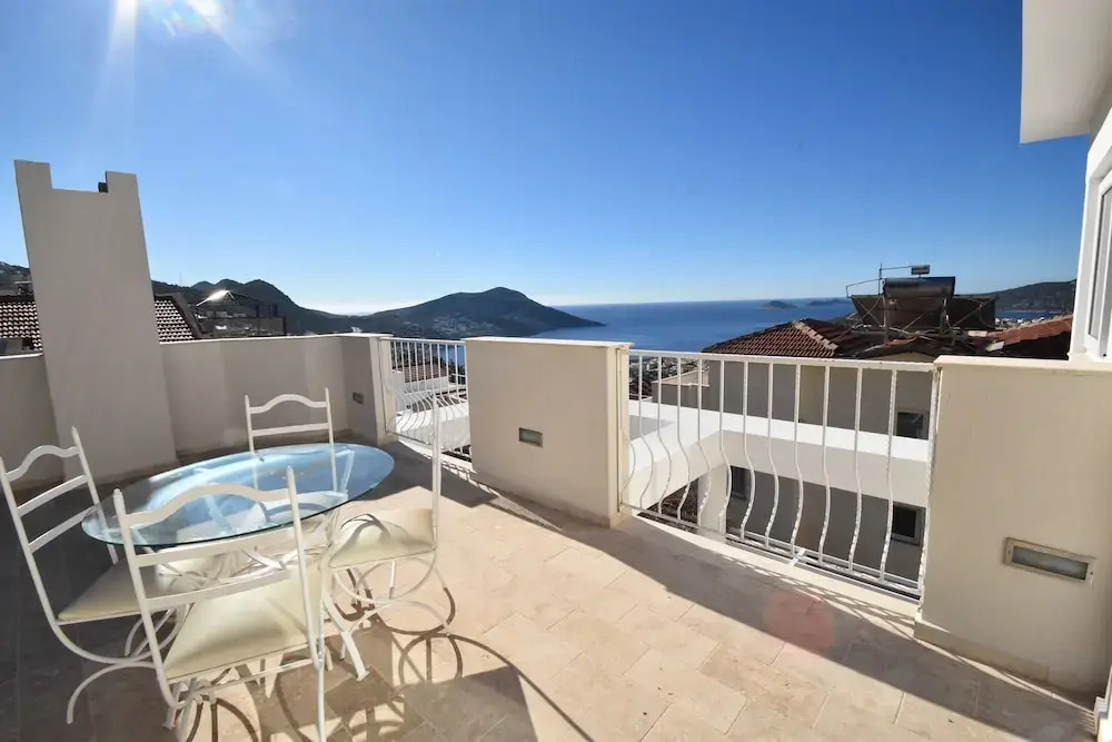 KAL1400 Villa Badem 3 Bedrooms