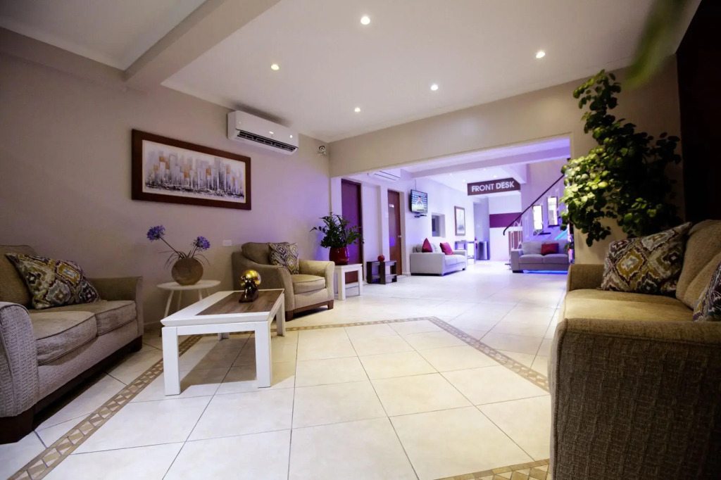 Victoria City Hotel