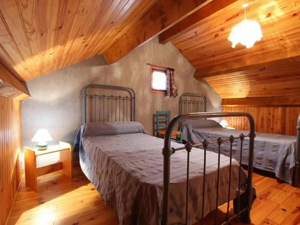 Petit Gîte Enchanté au Cœur de la Forêt du Meygal, Proche du Lac Bleu - FR-1-582-272
