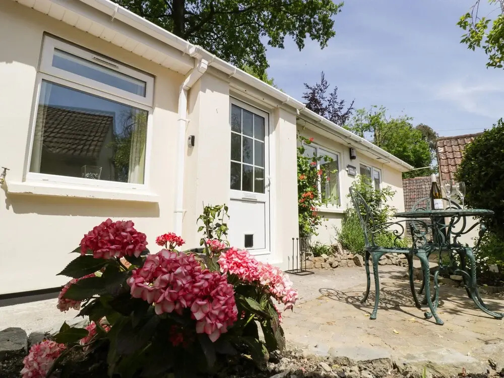 Long Batch Cottage