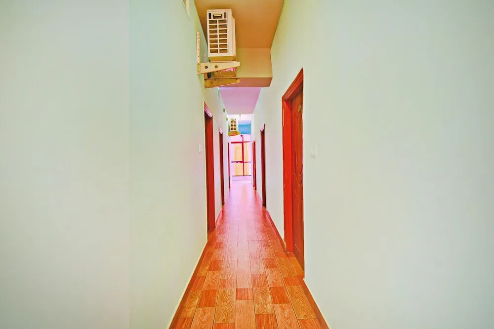 Hotel O Sri Sai Guru Comforts