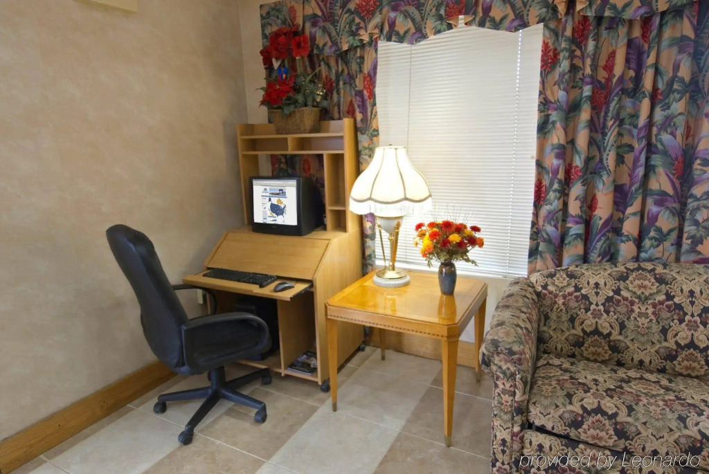 Americas Best Value Inn Stockbridge