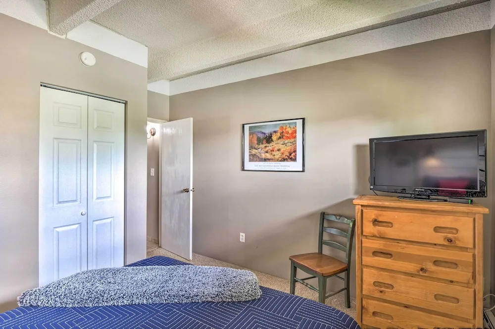 Frisco Condo 2 Blocks to Main St: Year-round Fun!