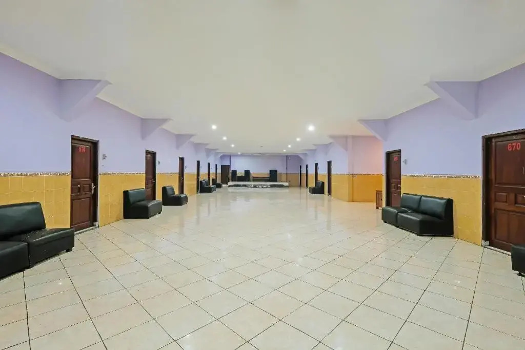 SPOT ON 91930 Hotel Citra Dewi 4 Manunggal