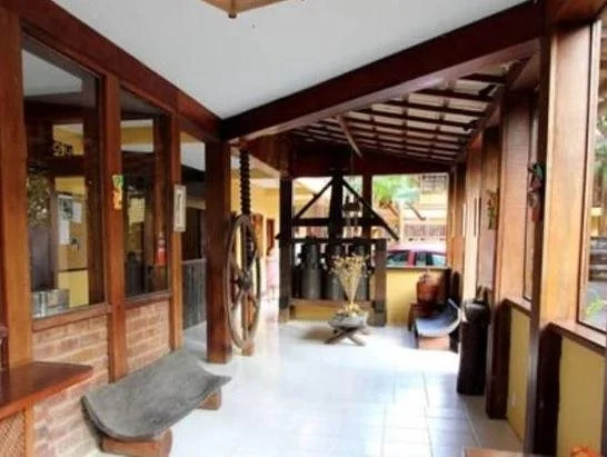 Abrolhos Praia Hotel