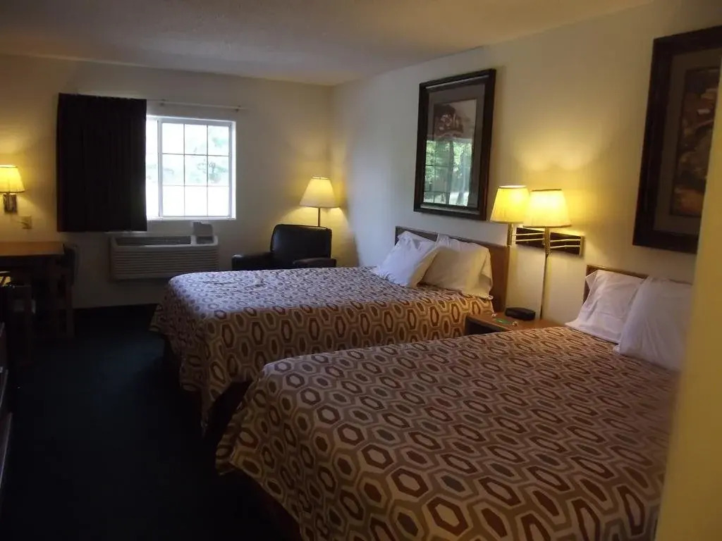 Fullerton Inn